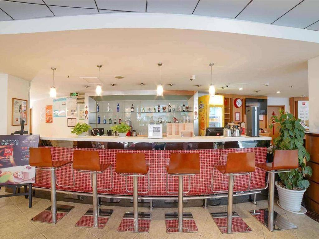 Ibis Chengdu Yongfeng Hotel Екстериор снимка
